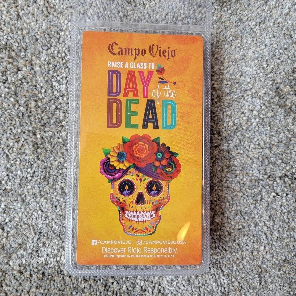 Campo Viejo Day of the Dead wine stopper